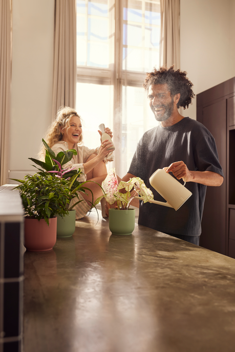 vibes fold plant mister 0.37ltr linen white